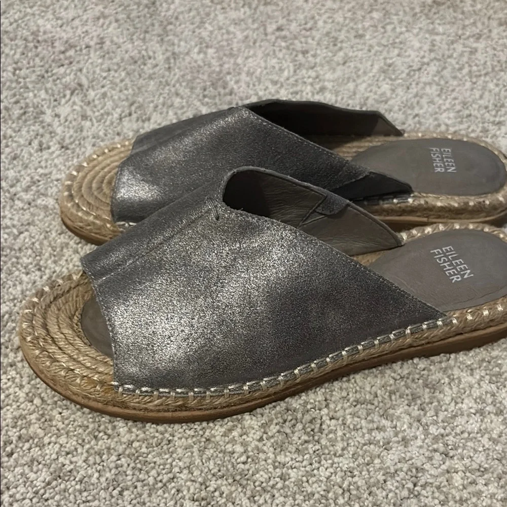 EILEEN FISHER MILLY VENUS SILVER METALLIC  ESPADRILLE SLIDE SANDALS. SIZE: 9.5